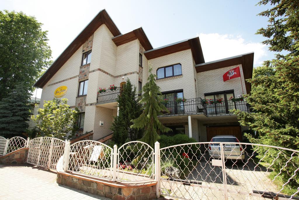 Vila Pas Justina Apartment Palanga Exterior photo